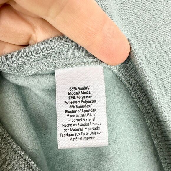 Beyond Yoga Modal Blend High Side Slit Crewneck Pullover Size Medium Mint - Picture 5 of 5